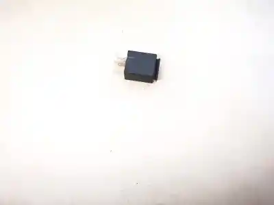 Second-hand car spare part relay for volkswagen caddy ka/kb (2k) 2.0 sdi oem iam references 95vw10k705ae  7m0951253c