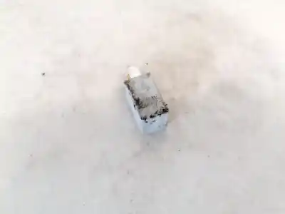 Pezzo di ricambio per auto di seconda mano relè per toyota corolla (e11) 2.0 d-4d linea sol riferimenti oem iam 9008087019  90080-87019, 0332011001