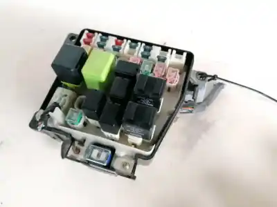 Second-hand car spare part fuse box unit for mazda 323 1.5 g 16v/25 (egi dohc) oem iam references 
