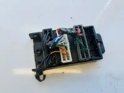 Pièce détachée automobile d'occasion BOÎTES À FUSIBLES pour KIA SORENTO I (JC)  Références OEM IAM   