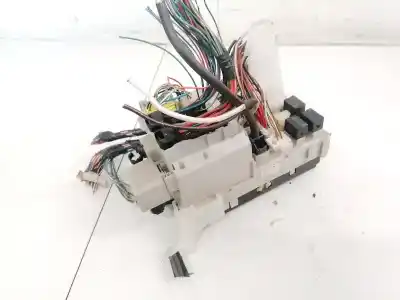 Second-hand car spare part fuse box unit for toyota corolla (e11) 2.0 d-4d linea sol oem iam references 0802041126  