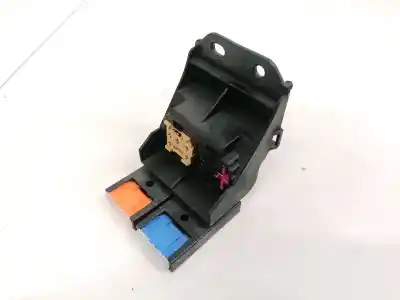 Pezzo di ricambio per auto di seconda mano  per AUDI A6 C6 (4F2)  Riferimenti OEM IAM 4F1937503  8A0937530