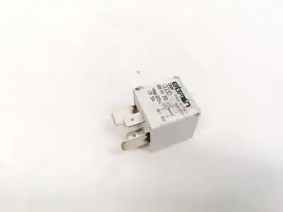 Pezzo di ricambio per auto di seconda mano  per AUDI A6 C6 (4F2)  Riferimenti OEM IAM 8D0951253  370