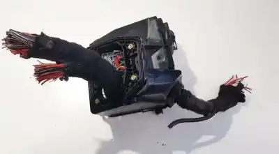 Second-hand car spare part fuse box unit for opel meriva b 1.7 16v cdti oem iam references 93363140  