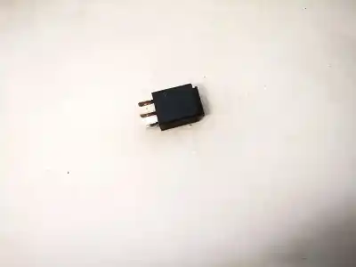 Second-hand car spare part relay for audi a6 c6 (4f2) 2.0 tdi oem iam references 8z0951253  
