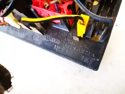 Second-hand car spare part fuse box unit for audi 80/90 (893) 1.8 oem iam references 443941822a  