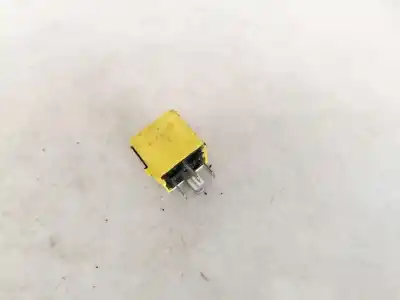 Second-hand car spare part relay for mercedes clase r (w251) 3.0 cdi cat oem iam references a0025421419  v23134-a52-x335