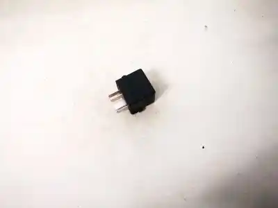 Second-hand car spare part relay for mercedes clase r (w251) 3.0 cdi cat oem iam references a0025421319  v23134-b52-x336