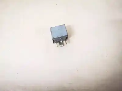 Pezzo di ricambio per auto di seconda mano  per AUDI A4 B6 (8E2)  Riferimenti OEM IAM 141951253B  20240072