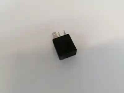 Tweedehands auto-onderdeel relais voor fiat idea (135) 1.3 16v jtd 16v dynamic plus (10.2005->) oem iam-referenties 46520421