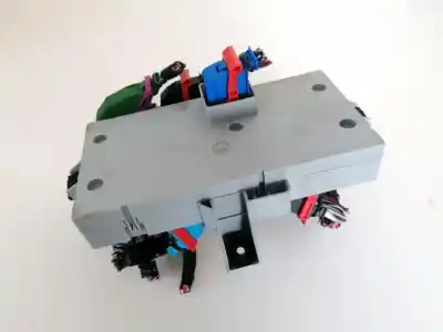 Second-hand car spare part fuse box unit for fiat idea (135) 1.3 16v jtd 16v dynamic plus (10.2005->) oem iam references 406626  51754986, 501203800000