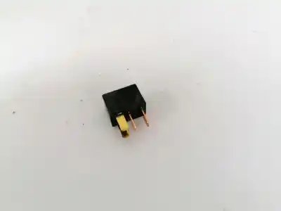 Pezzo di ricambio per auto di seconda mano relè per nissan qashqai (j10) 1.5 dci turbodiesel cat riferimenti oem iam 9098702024  90987-02024