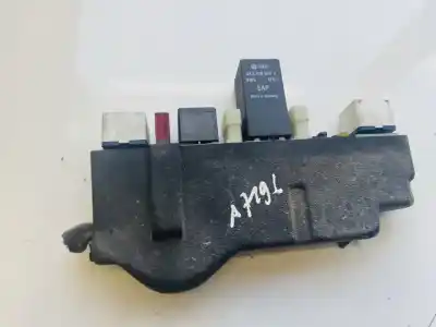 Peça sobressalente para automóvel em segunda mão caixa de fusíveis e relés por volkswagen golf iv (1j1) 1.9 tdi referências oem iam 