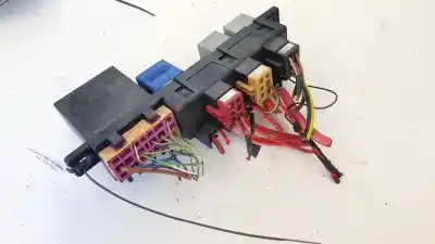 Pezzo di ricambio per auto di seconda mano scatola relè/fusibili per audi a6, c5 2001.08 - 2005.01 facelift 2.5 tdi 114kw 2001.08 - 2005.01 riferimenti oem iam 8l0941822a  