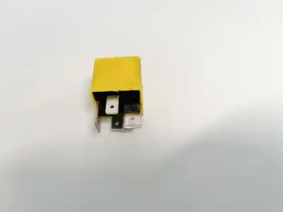 Pezzo di ricambio per auto di seconda mano relè per opel meriva 1.7 16v cdti cat riferimenti oem iam 90226846  v23134-j52-x369