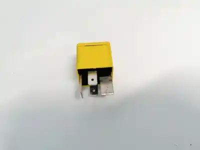 Pezzo di ricambio per auto di seconda mano relè per opel meriva 1.7 16v cdti cat riferimenti oem iam 90226846  v23134-j52-x369