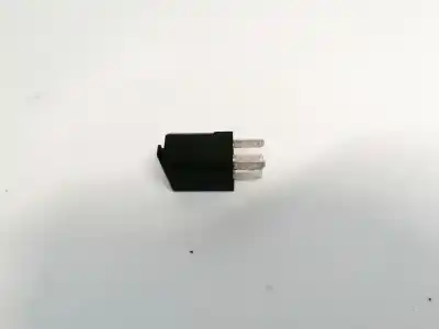 Second-hand car spare part relay for opel meriva 1.7 16v cdti cat oem iam references 24435922  702.20