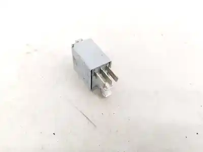 Peça sobressalente para automóvel em segunda mão  por OPEL MERIVA  Referências OEM IAM 13100504  0332201100