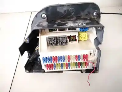 Second-hand car spare part fuse box unit for volvo v70 ii (285) 2.5 tdi oem iam references 9162163