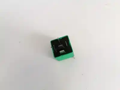 Second-hand car spare part relay for ford fiesta iv (ja_, jb_) 1.25 i 16v oem iam references 93bg13a025ab  v23136-a1-x32