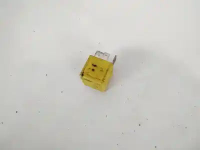 Peça sobressalente para automóvel em segunda mão  por OPEL MERIVA B  Referências OEM IAM 90226846  V23134-J52-X369