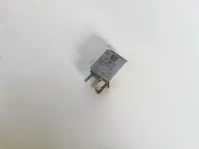 Peça sobressalente para automóvel em segunda mão relé para automóvel por opel meriva b 1.7 16v cdti referências oem iam 13100504