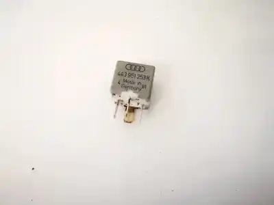 Автозапчастина б/у  для AUDI 80 (811/813)  Посилання на OEM IAM 443951253K  