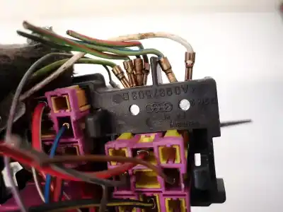 Second-hand car spare part fuse box unit for audi 100 avant (c4) 2.5 tdi oem iam references 4a0937503b  