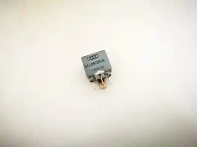 Peça sobressalente para automóvel em segunda mão  por AUDI A6 AVANT (C4)  Referências OEM IAM 443951253K  