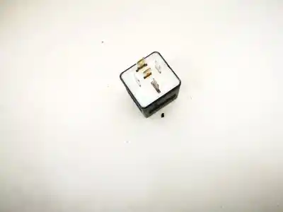 Pezzo di ricambio per auto di seconda mano relè per audi a6 avant (c4) 2.5 tdi riferimenti oem iam 8a0951253a  