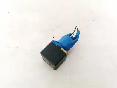 Second-hand car spare part relay for opel corsa c 1.2 16v cat (z 12 xep / lb4) oem iam references 831591062  4373229