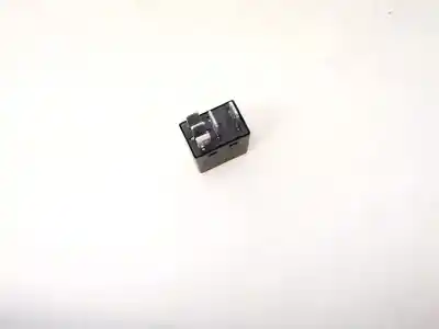 Second-hand car spare part relay for volvo v70 ii (285) 2.5 tdi oem iam references 9162300