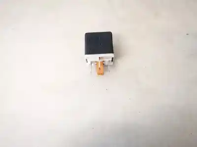 Second-hand car spare part relay for volvo v70 ii (285) 2.5 tdi oem iam references 9130269