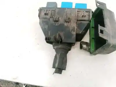 Second-hand car spare part fuse box unit for opel corsa d 1.3 16v cdti oem iam references 315938597  
