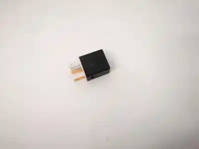 Second-hand car spare part relay for toyota rav 4 (a2) 2.0 d-4d executive 4x4 (2003->) oem iam references 9098702012  90987-02012, 156700-0870