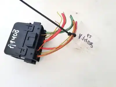 Second-hand car spare part fuse box unit for renault scenic ii 1.5 dci diesel oem iam references   