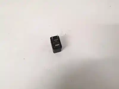 Second-hand car spare part relay for opel vectra c (z02) 2.2 dti 16v (f69) oem iam references 24435922  