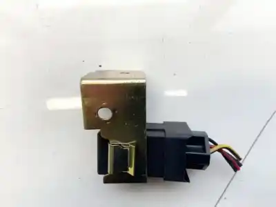 Автозапчастина б/у реле для ssangyong musso 2.9 70 kw посилання на oem iam 0332512017  