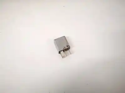 Peça sobressalente para automóvel em segunda mão  por OPEL MERIVA B  Referências OEM IAM 13100504  67720