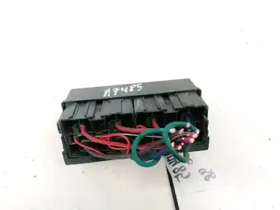 Автозапчасти б/у блок реле/предохранителей за chrysler sebring (js) 2.0 crd ссылки oem iam   