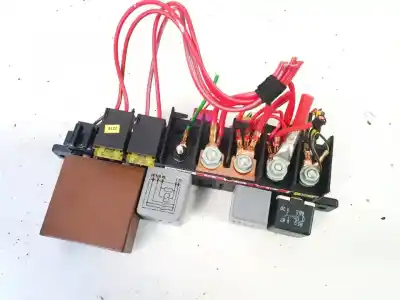 Second-hand car spare part fuse box unit for volkswagen passat variant (3b6) 1.8 20v turbo oem iam references 8l0941822a  
