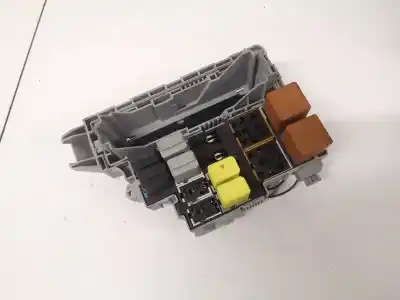 Pièce détachée automobile d'occasion BOÎTES À FUSIBLES pour OPEL MERIVA A MONOSPACE (X03)  Références OEM IAM 93363140  