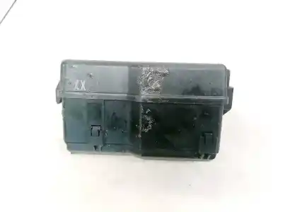 Peça sobressalente para automóvel em segunda mão caixa de fusíveis e relés por toyota corolla verso (r1) 2.2 d-4d sol referências oem iam 