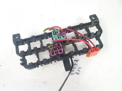 Second-hand car spare part fuse box unit for volkswagen passat variant (3b6) 1.9 tdi oem iam references 8d0937503e  