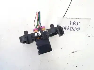 Second-hand car spare part relay for audi a6 avant (4b5) 2.5 tdi oem iam references 899585  8a0951253a