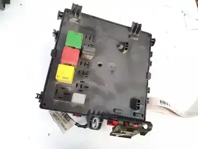 Автозапчасти б/у блок реле/предохранителей за opel vectra c (z02) 1.8 16v ссылки oem iam 13189924  519048508, 00112421