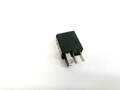 Second-hand car spare part relay for iveco daily, 2000.01 - 2005.12 2.3l 85kw 2000.01 - 2005.12 oem iam references 504079024  67750