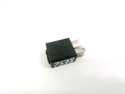 Second-hand car spare part relay for iveco daily, 2000.01 - 2005.12 2.3l 85kw 2000.01 - 2005.12 oem iam references 504079024  67750