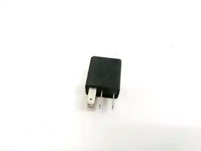 Second-hand car spare part relay for iveco daily, 2000.01 - 2005.12 2.3l 85kw 2000.01 - 2005.12 oem iam references 504049024  67750