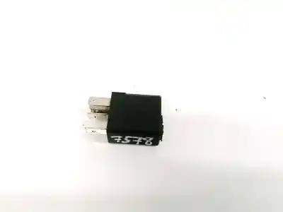 Pezzo di ricambio per auto di seconda mano relè per iveco daily, 2000.01 - 2005.12 2.3l 85kw 2000.01 - 2005.12 riferimenti oem iam 504049024  67750